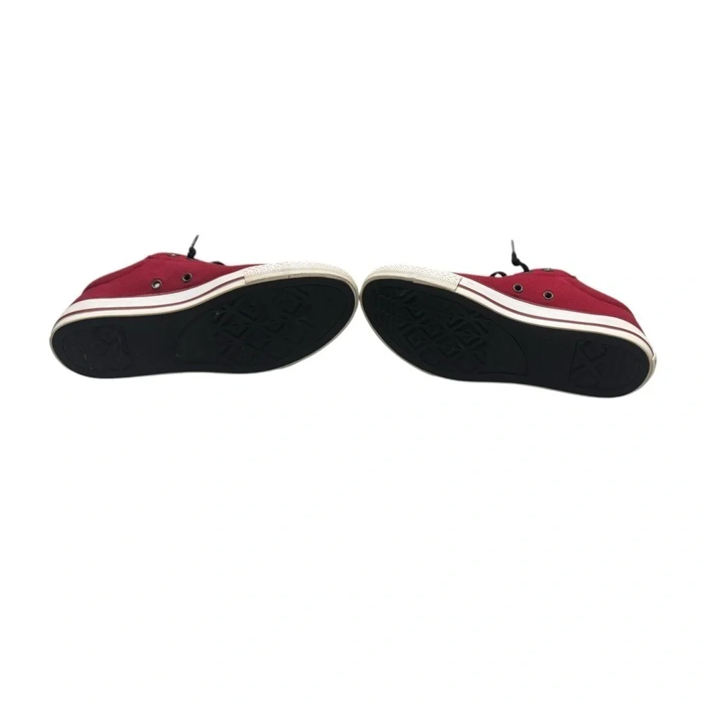 Kid’s Red Converse Leather Low Top Slip-On Sneakers: Size 5